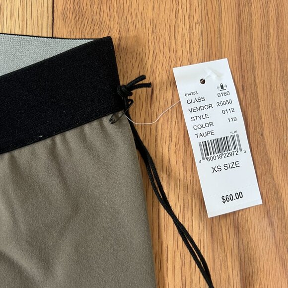 NWT - Fear of God Essentials - Khaki Biker Shorts - Size XS - Picture 4 of 5